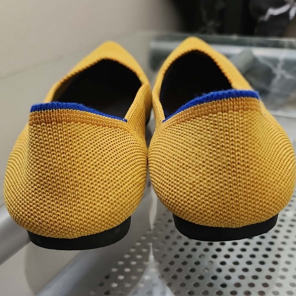 Rothy’s The Point flats in vibrant yellow knit — comfy, washable & eco-friendly - Picture 4 of 7